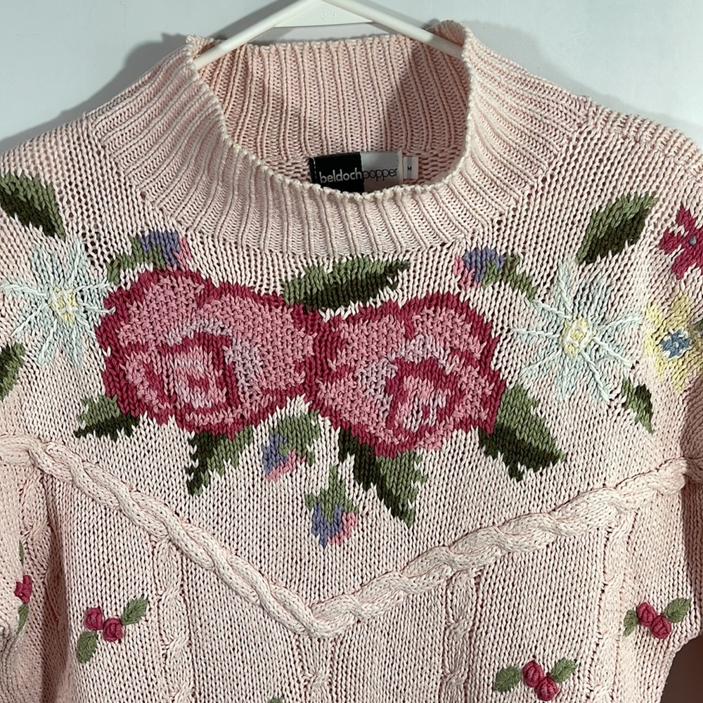 Cottage Core Pink Floral Sweater Size Medium - Picture 2 of 10